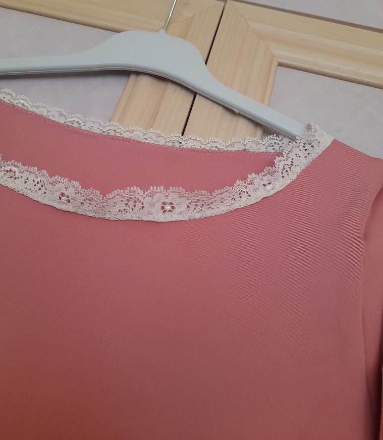 Dantel Detaylı Pembe Bluz - Görsel 2