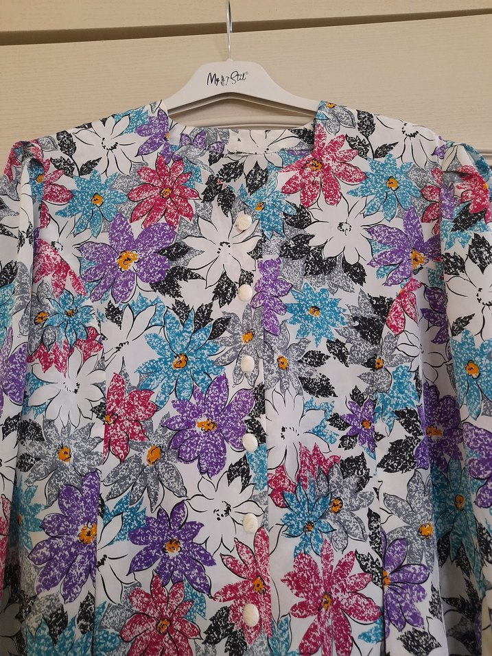 Çiçek Desenli Uzun Kollu Kadın Gömlek - Görsel 3