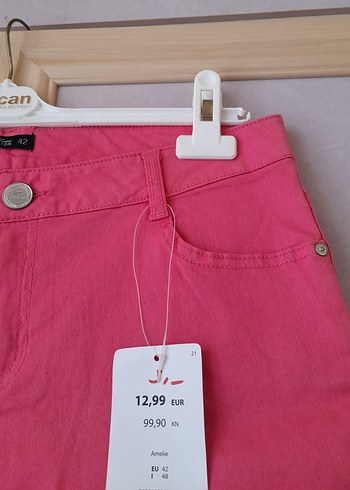 Laura Lee Düğmeli Loose Fit Pembe Mini Şort