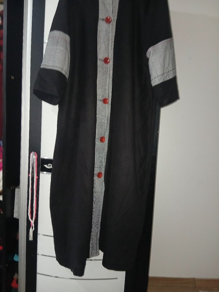 Düğmeli Siyah Uzun kışlık kadın pardesü - Görsel 3