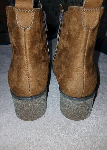 Kahverengi Süet Kadın Dolgu Topuklu Bot - Görsel 2