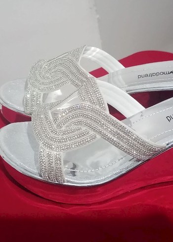 Beyaz Payetli Dolgu Topuklu Kadın Abiye Ayakkabı - Görsel 4
