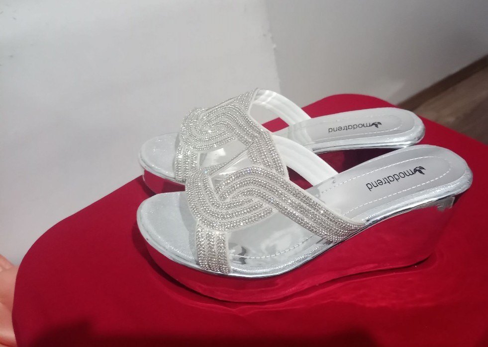 Beyaz Payetli Dolgu Topuklu Kadın Abiye Ayakkabı - Görsel 3