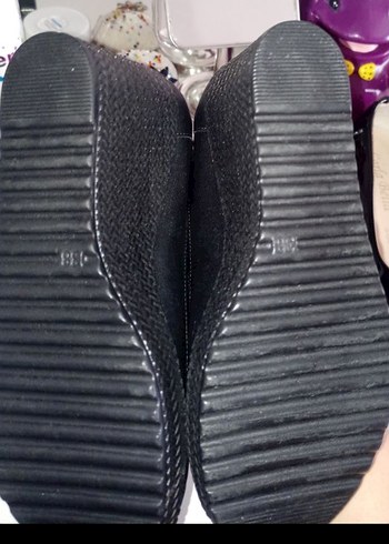 Siyah Tokalı Kadın Dolgu Topuk Ayakkabı - Görsel 3