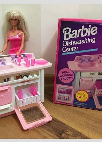 Barbie bulasık makinesi