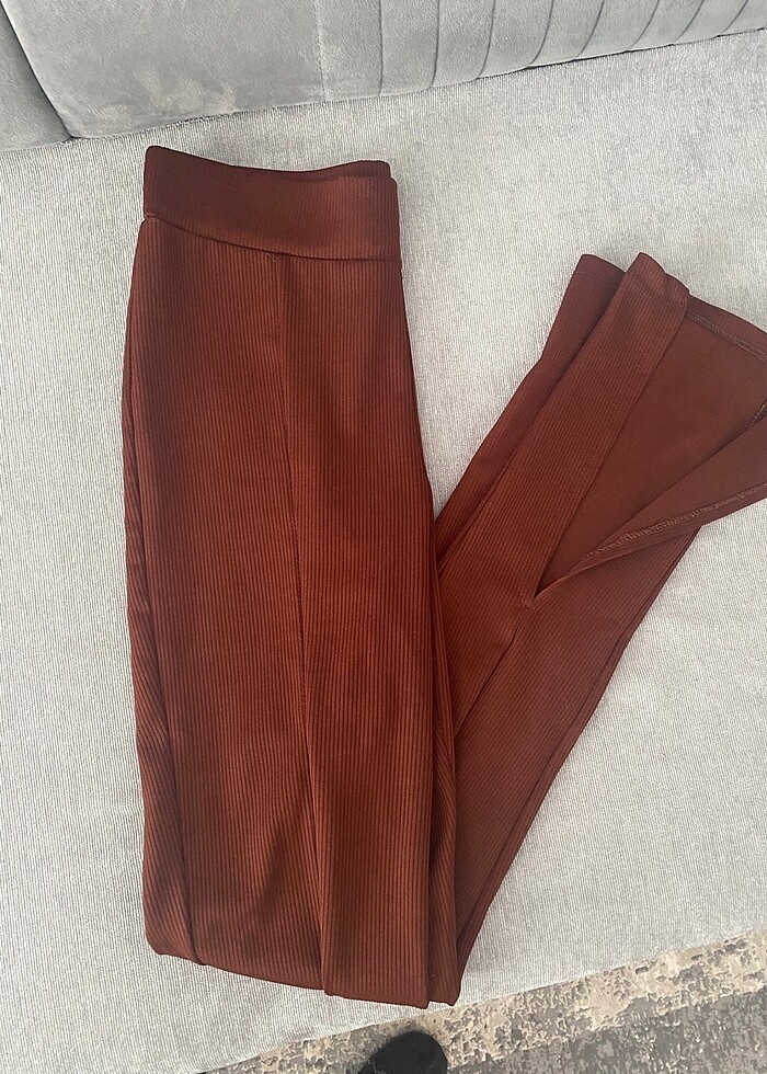 Yırtmaçlı tayt - Görsel 2