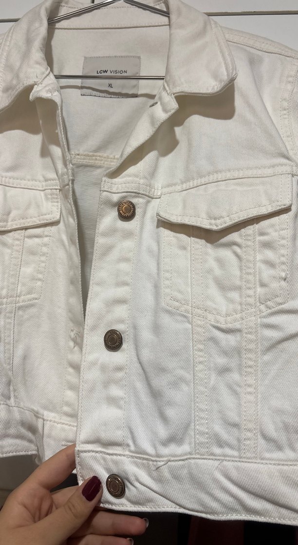 Kadın Beyaz Pamuklu Düğmeli Kot Ceket - Görsel 2