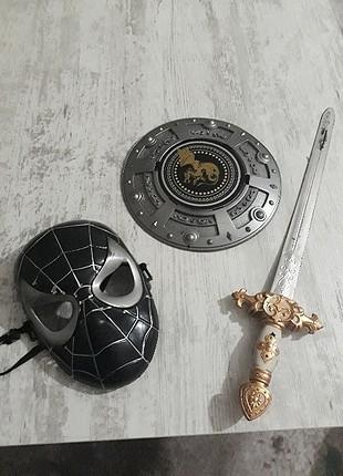 kılıç, zırh, maske 