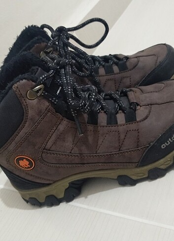 Erkek çocuk bot - Görsel 2