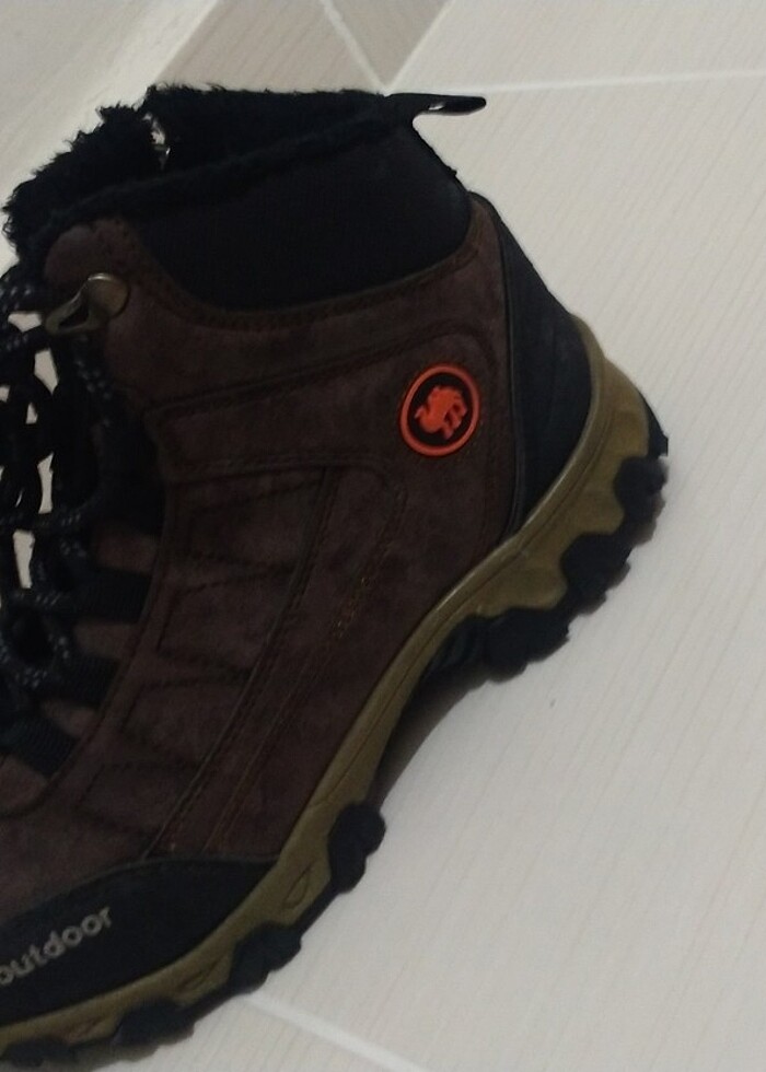 Erkek çocuk bot - Görsel 3