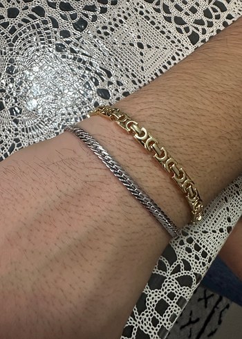 Zincir Detaylı Klasik Altın Renk Bileklik - Görsel 3