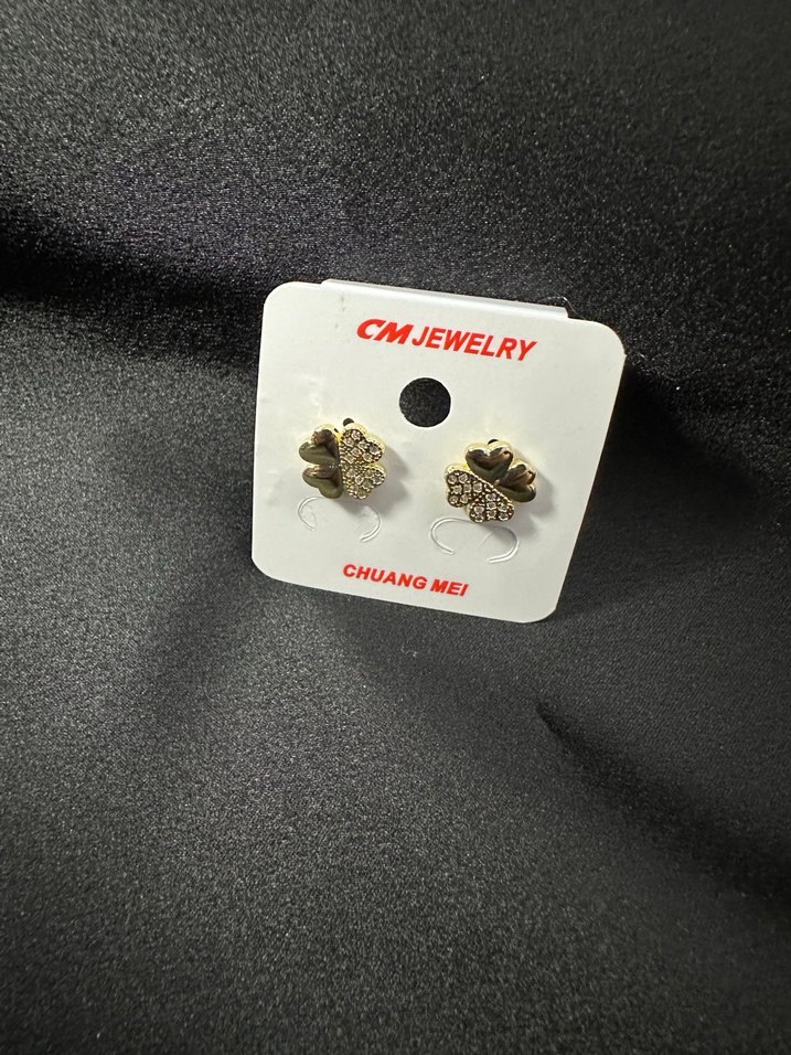 Taşlı yonca küpe - Görsel 3