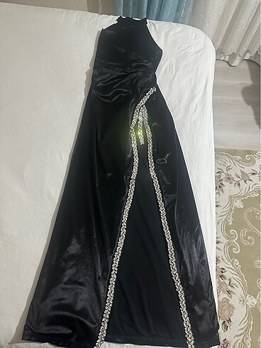 Taşlı saten abiye - Görsel 6