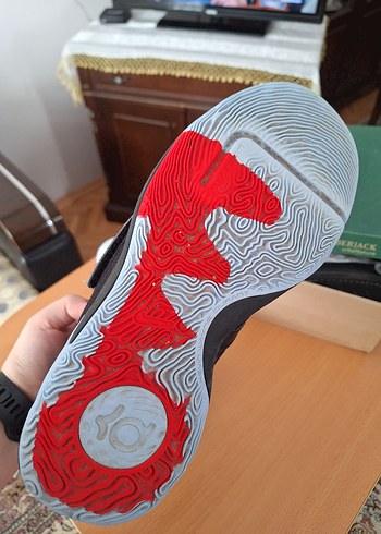 Gri Baskılı Basketbol Ayakkabısı Velcro Bağcıklı - Görsel 3