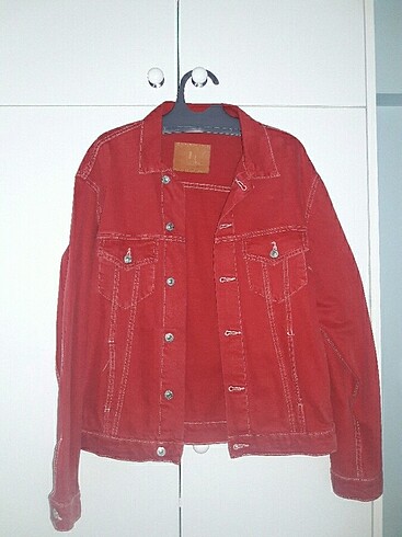 Zara Kontrast Dikiş Kırmızı Kot Ceket