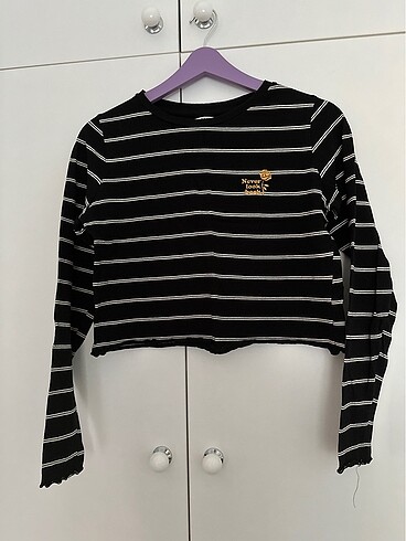 Pull&Bear Çizgili Crop Tişört