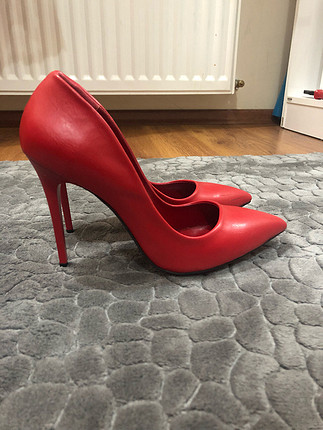 40 Beden Stiletto