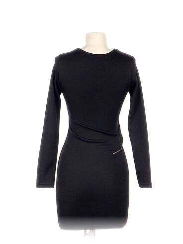s Beden PreLoved Kısa Elbise %70 İndirimli.