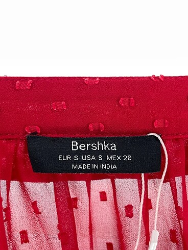 s Beden kırmızı Renk Bershka Gömlek %70 İndirimli.