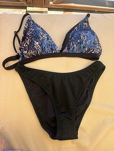 Ruko Üçgen Bikini Takımı
