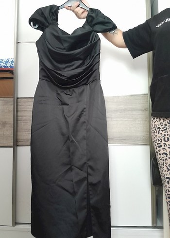 s Beden Siyah Drapeli Goth Midi Elbise