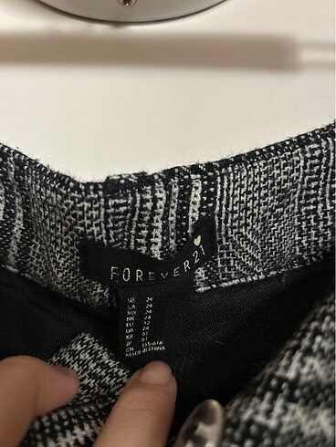 34 Beden siyah Renk Forever 21 Pantolon
