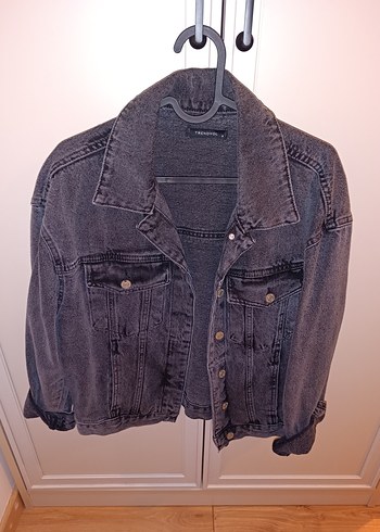 Trendyol & Milla Kadın Denim Ceket Düğmeli Salaş Kesim