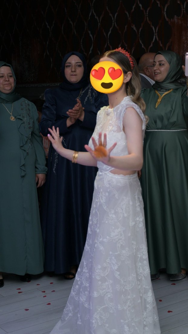 Dantel İşlemeli Beyaz Bohem Uzun Abiye Elbise - Görsel 2