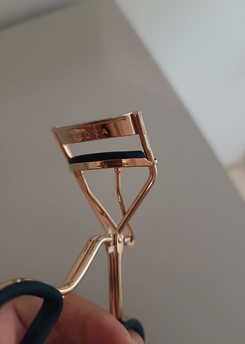 sephora Kirpik Kıvırıcı