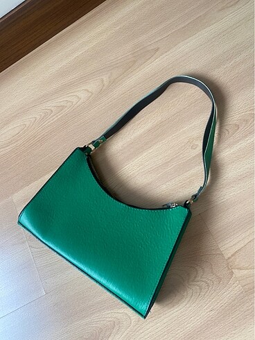 Yeşil kol çantası