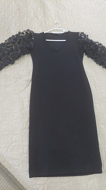 Siyah şık elbise 