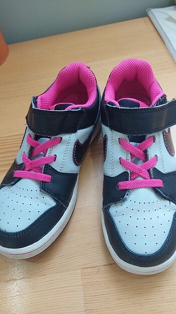 Nike kız çocuk spor ayakkabısı