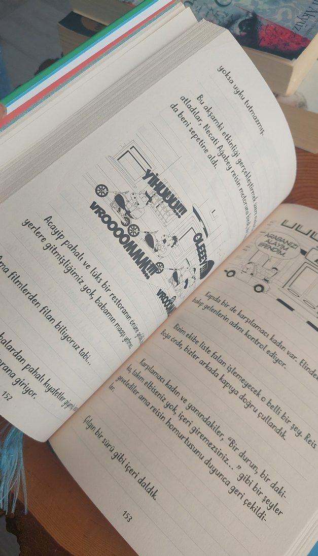 Kral Şakir - Hayat Kısa Filler Uçuyor Çocuk Kitabı - Görsel 3