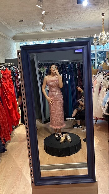 Diğer Söz nişan elbisesi pudra pembe payetli midi boy