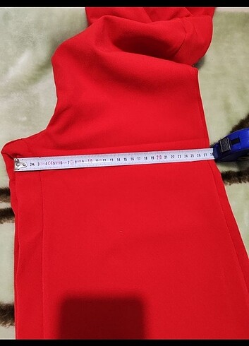 Kırmızı tulum - Görsel 7