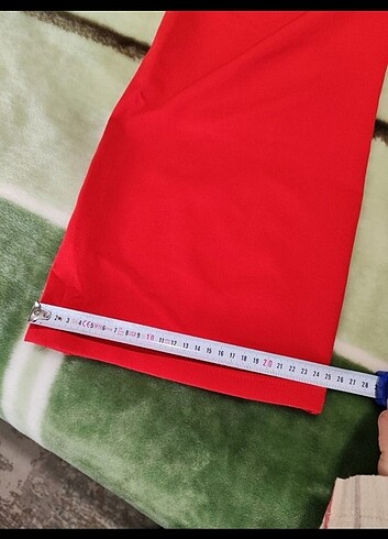 Kırmızı tulum - Görsel 8