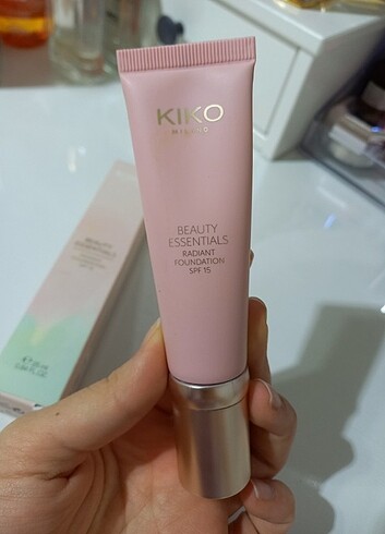  Beden Renk Kiko Milano Spf Fondoten