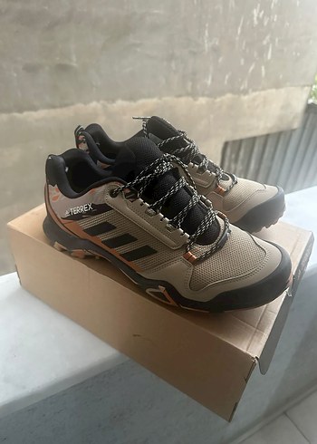 45 Beden Orijinal adidas terrex 45.5 erkek ayakkabı