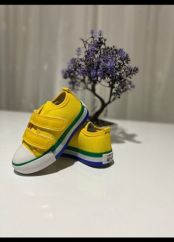 22 Beden sarı Renk Bebek/Çocuk Converse Spor Ayakkabı