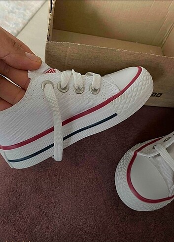 30 Beden beyaz Renk Bebek/ Çocuk Converse Spor Ayakkabı