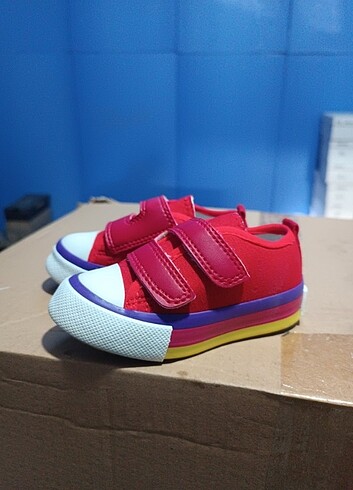 KIRMIZI CONVERSE BEBEK ÇOCUK SPOR AYAKKABI 