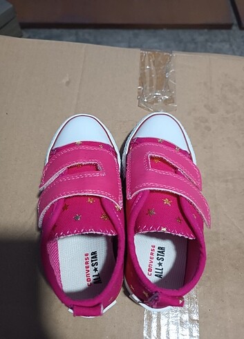 24 Beden pembe Renk CONVERSE KIZ ÇOCUK SPOR AYAKKABI