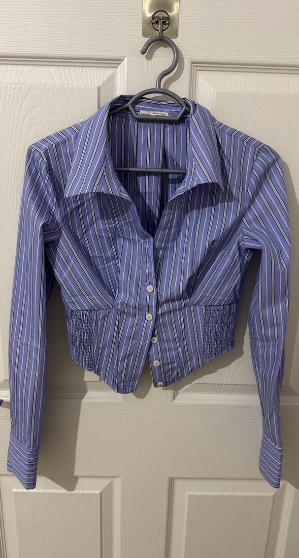 Mavi Çizgili Düğmeli V Yaka Kadın Gömlek - Görsel 2