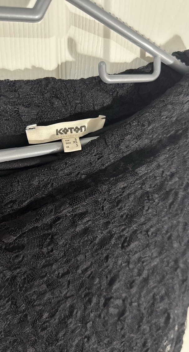 Siyah Dantel Uzun Şortlu Etek - Görsel 3