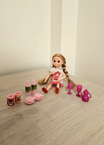 Barbie Bebek