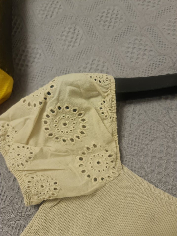 Bej Kısa Kollu Kadın Crop - Görsel 2