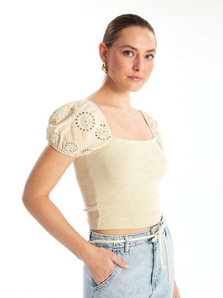 Bej Kısa Kollu Kadın Crop - Görsel 3