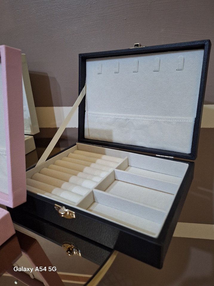 SUNİ DERİ Takı Kutusu - Görsel 2