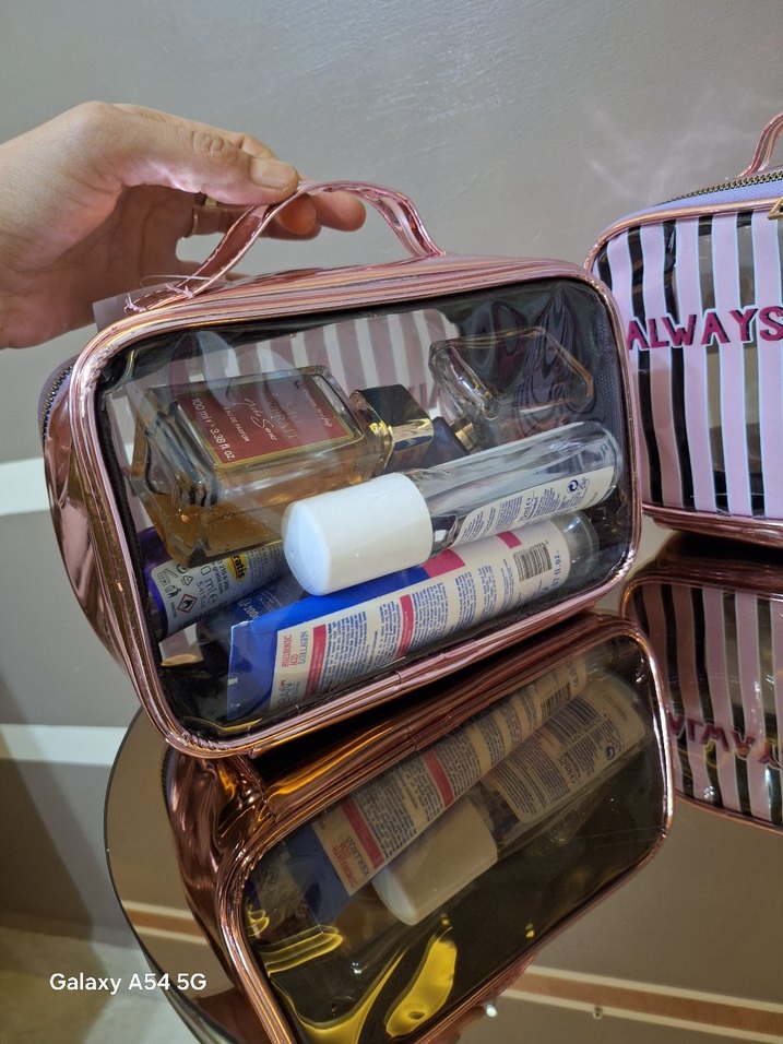 Kadın Makyaj Çantası - Görsel 2