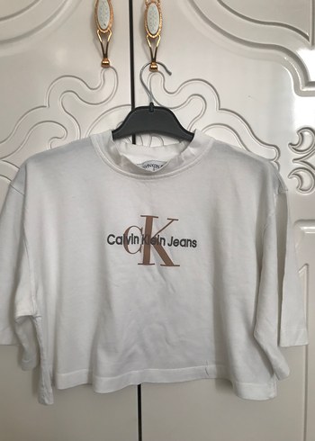 Calvin Klein s